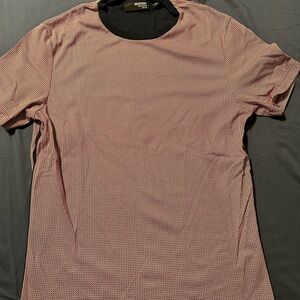 Murano slim fit, liquid luxury tee shirt. Medium